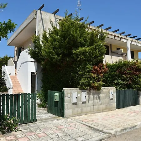 Apartment Junior 2 *